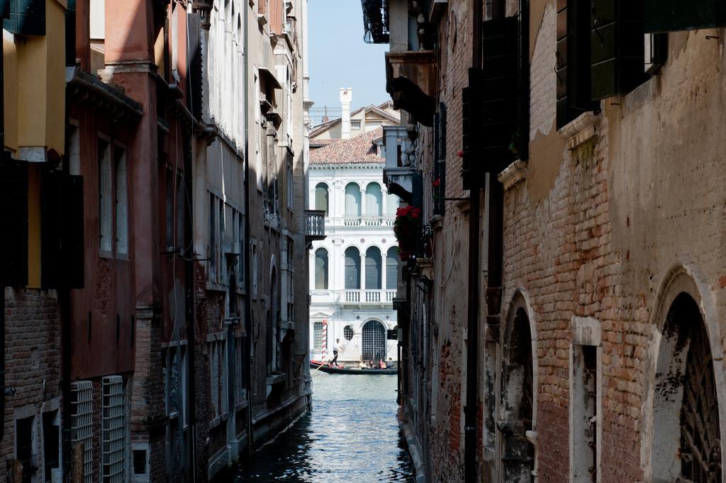 Apartamento Casa Dell'Albero Venecia Habitación foto